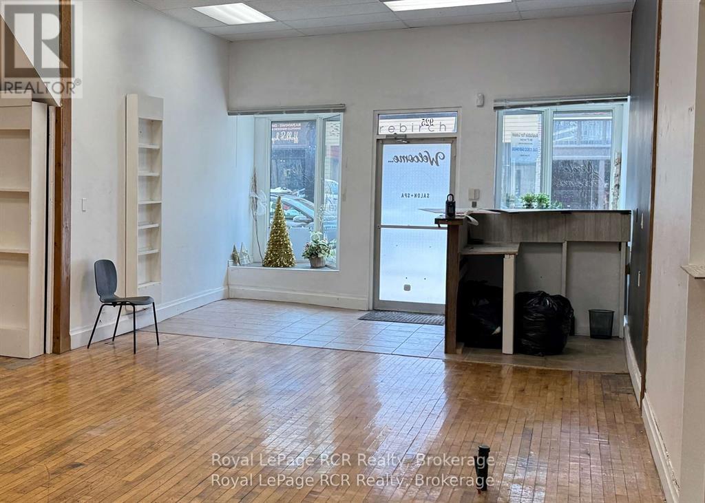 925 & 927 2nd Avenue E, Owen Sound, Ontario  N4K 2H5 - Photo 4 - X12793092