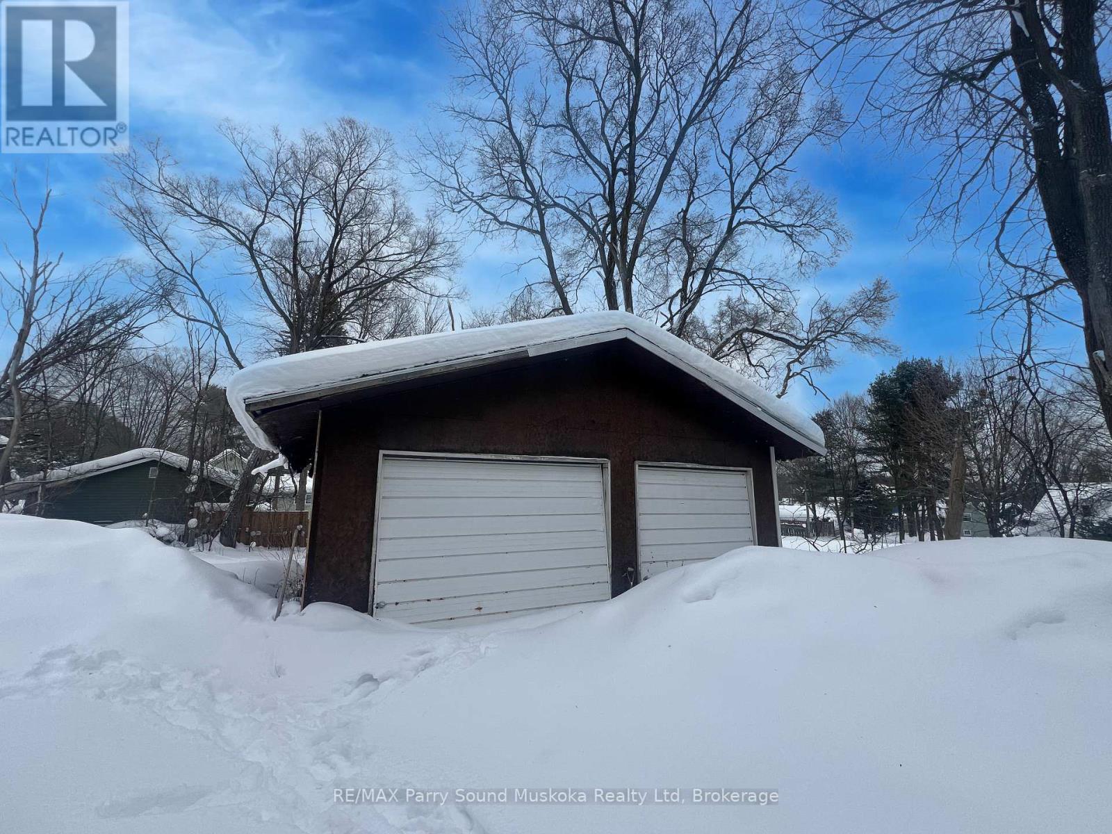 9 Wood Street, Parry Sound, Ontario  P2A 2C5 - Photo 2 - X12793184