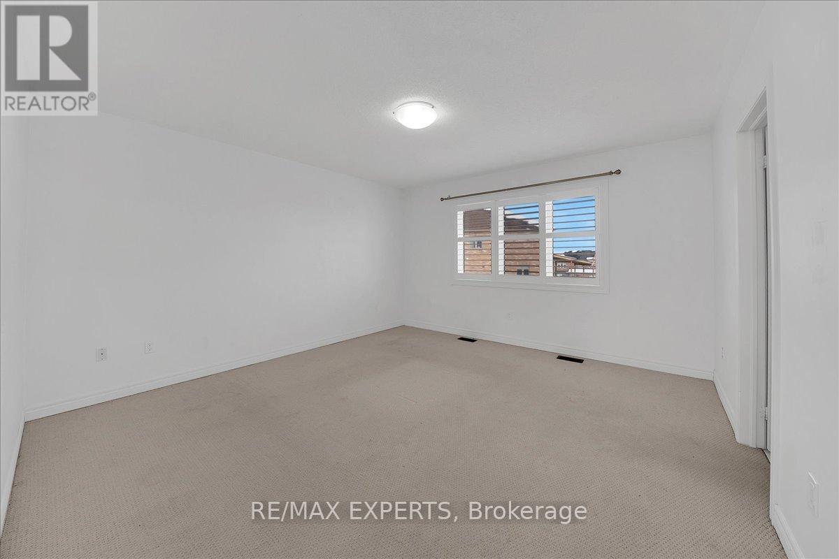 17 Fortis Crescent, Bradford West Gwillimbury, Ontario  L3Z 0W2 - Photo 24 - N12792946