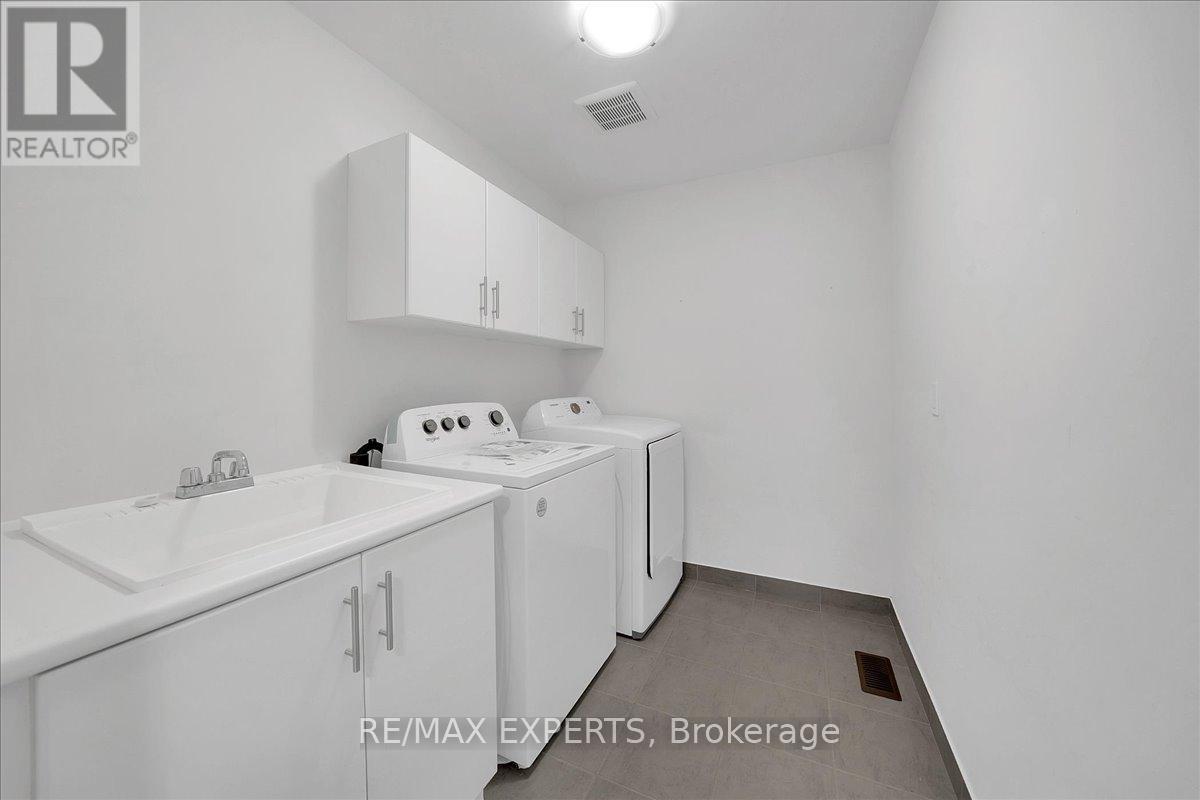 17 Fortis Crescent, Bradford West Gwillimbury, Ontario  L3Z 0W2 - Photo 29 - N12792946