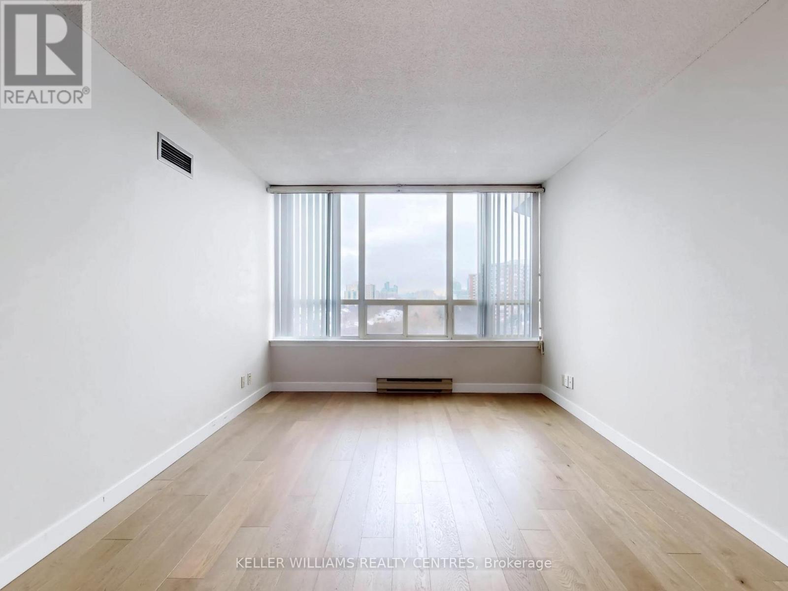 819 - 32 Clarissa Drive, Richmond Hill, Ontario  L4C 9R7 - Photo 14 - N12793102