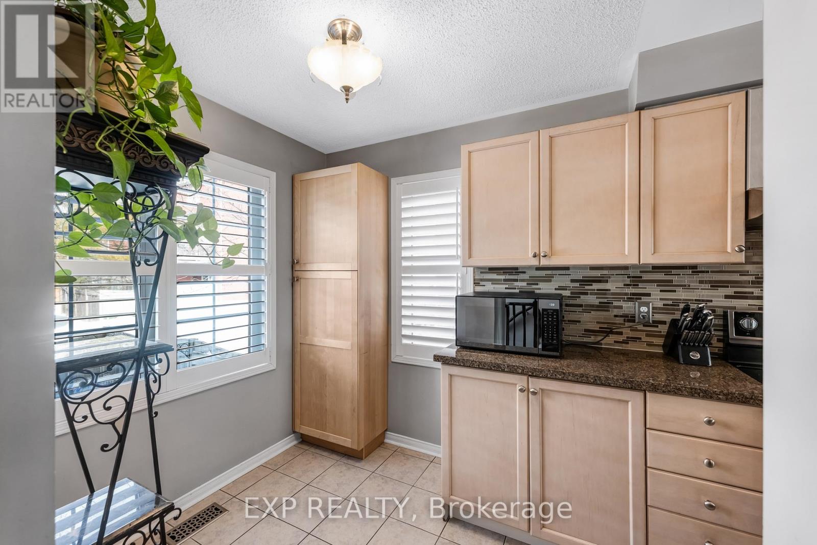 45 Sandlewood Court, Aurora, Ontario  L4G 7N2 - Photo 17 - N12793202