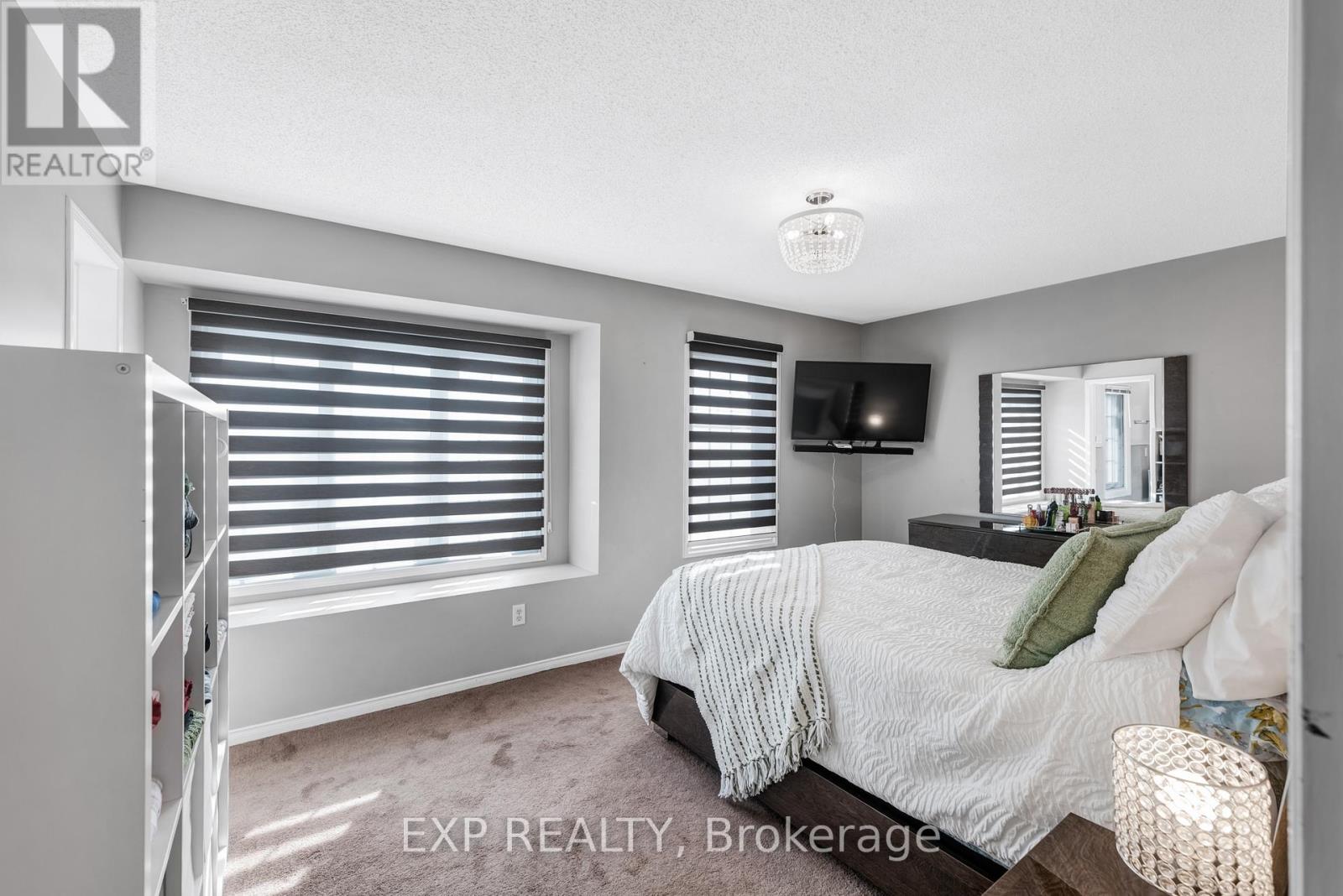 45 Sandlewood Court, Aurora, Ontario  L4G 7N2 - Photo 22 - N12793202