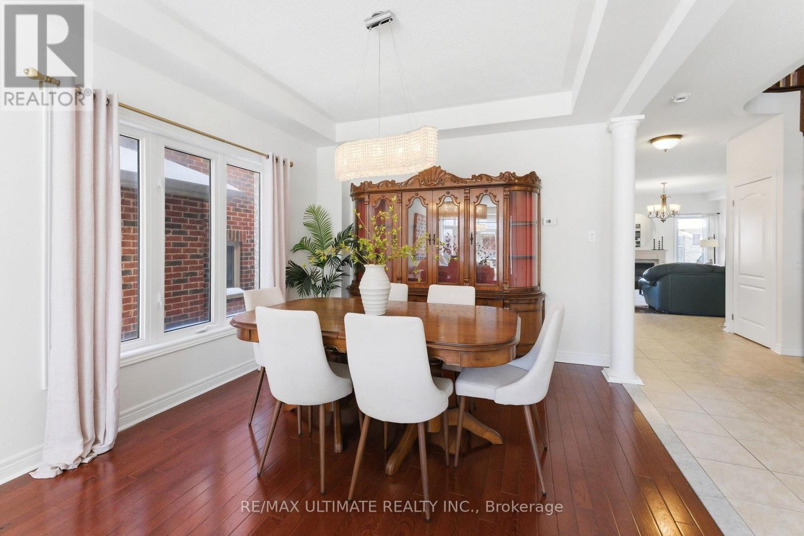 417 Kwapis Boulevard, Newmarket, Ontario  L3X 3H5 - Photo 10 - N12793208