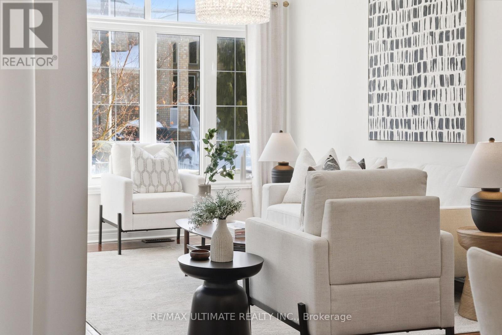 417 Kwapis Boulevard, Newmarket, Ontario  L3X 3H5 - Photo 7 - N12793208