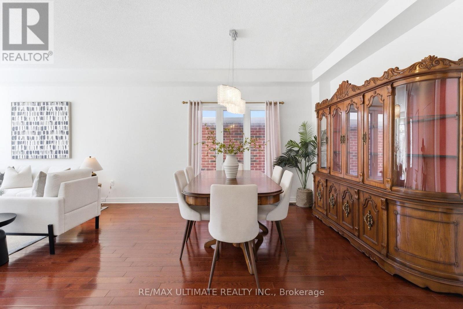 417 Kwapis Boulevard, Newmarket, Ontario  L3X 3H5 - Photo 9 - N12793208