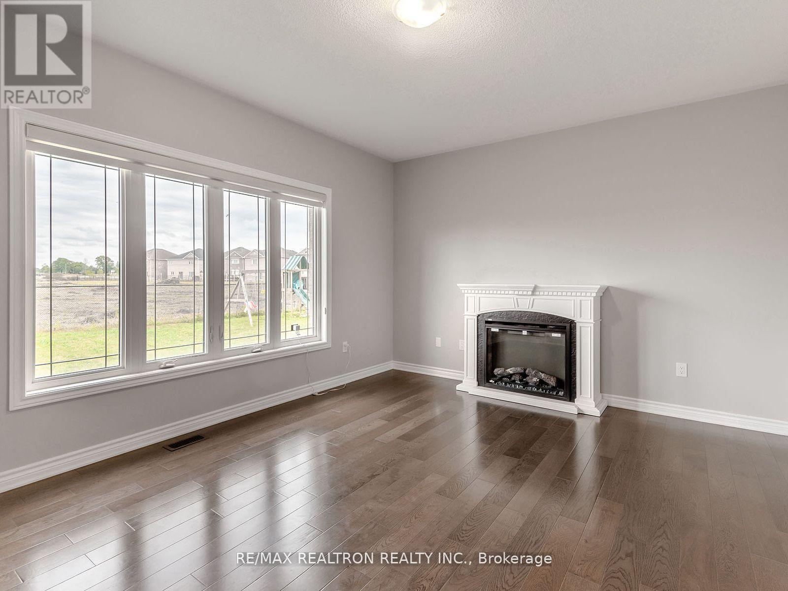 13 Stoddart Street, Brock, Ontario  L0K 1A0 - Photo 8 - N12793292