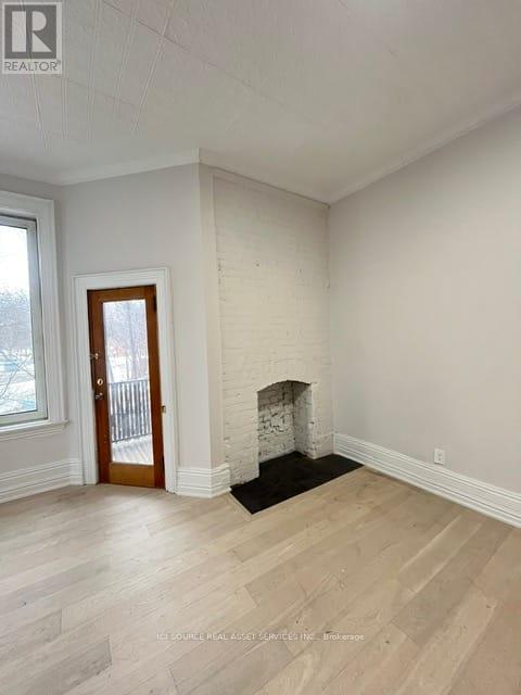 2 - 2 Bellwoods Park, Toronto, Ontario  M6J 1S4 - Photo 5 - C12637980