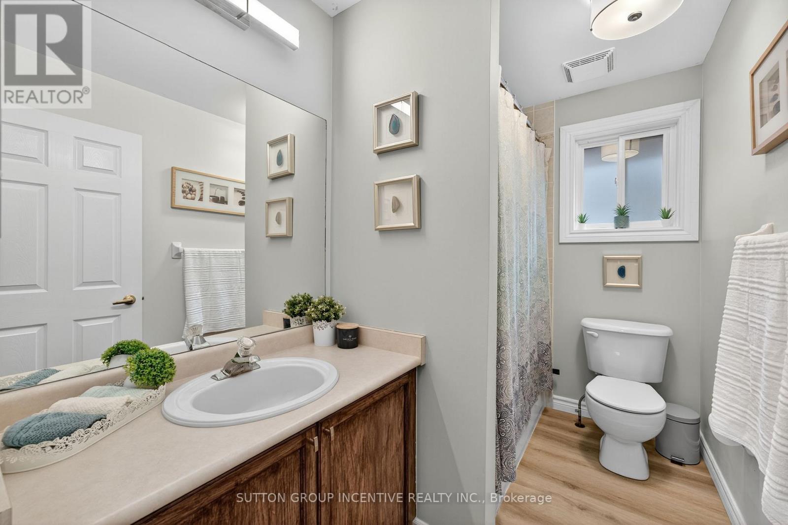 124 Hanmer Street E, Barrie, Ontario  L4M 6V9 - Photo 23 - S12793076