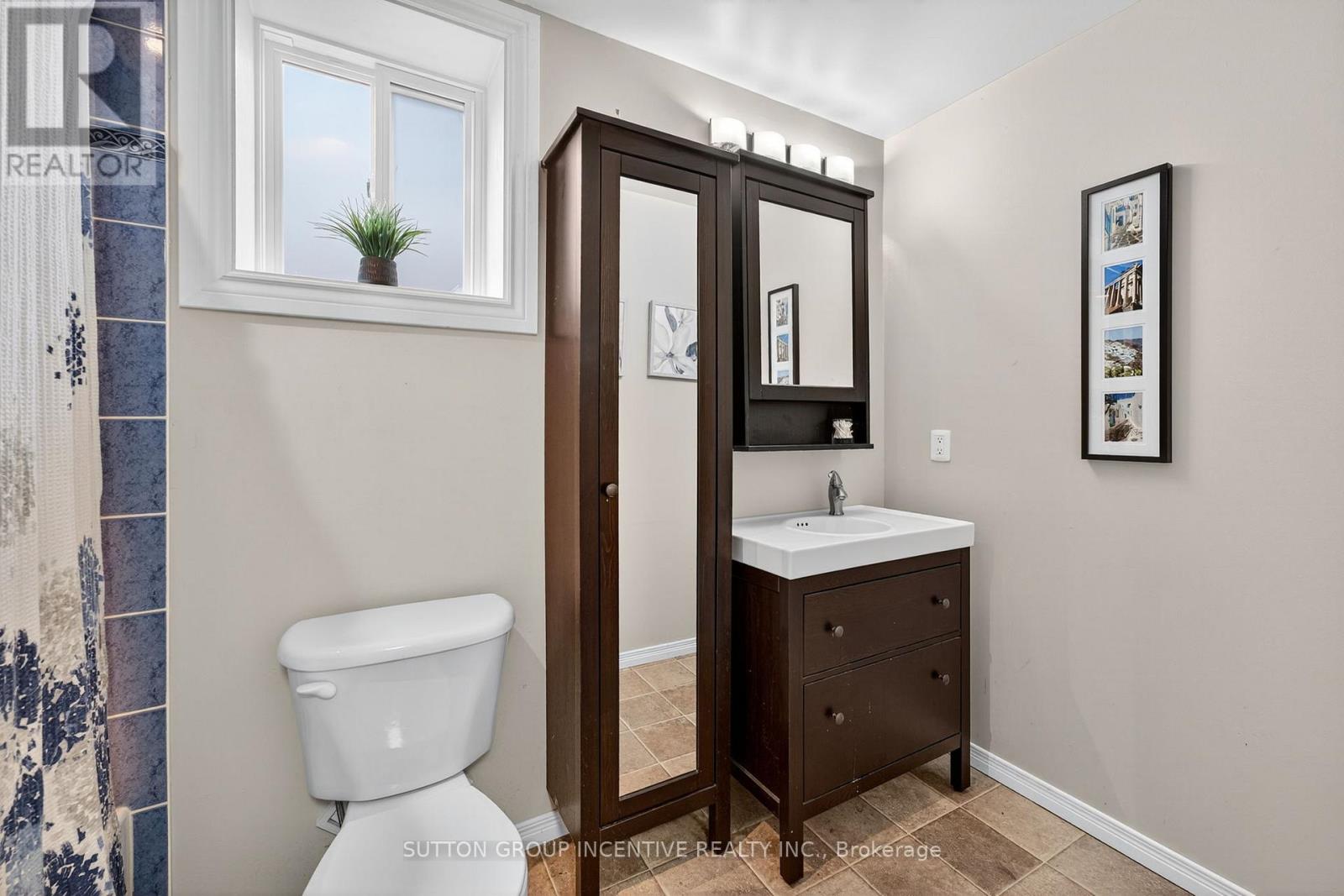 124 Hanmer Street E, Barrie, Ontario  L4M 6V9 - Photo 30 - S12793076