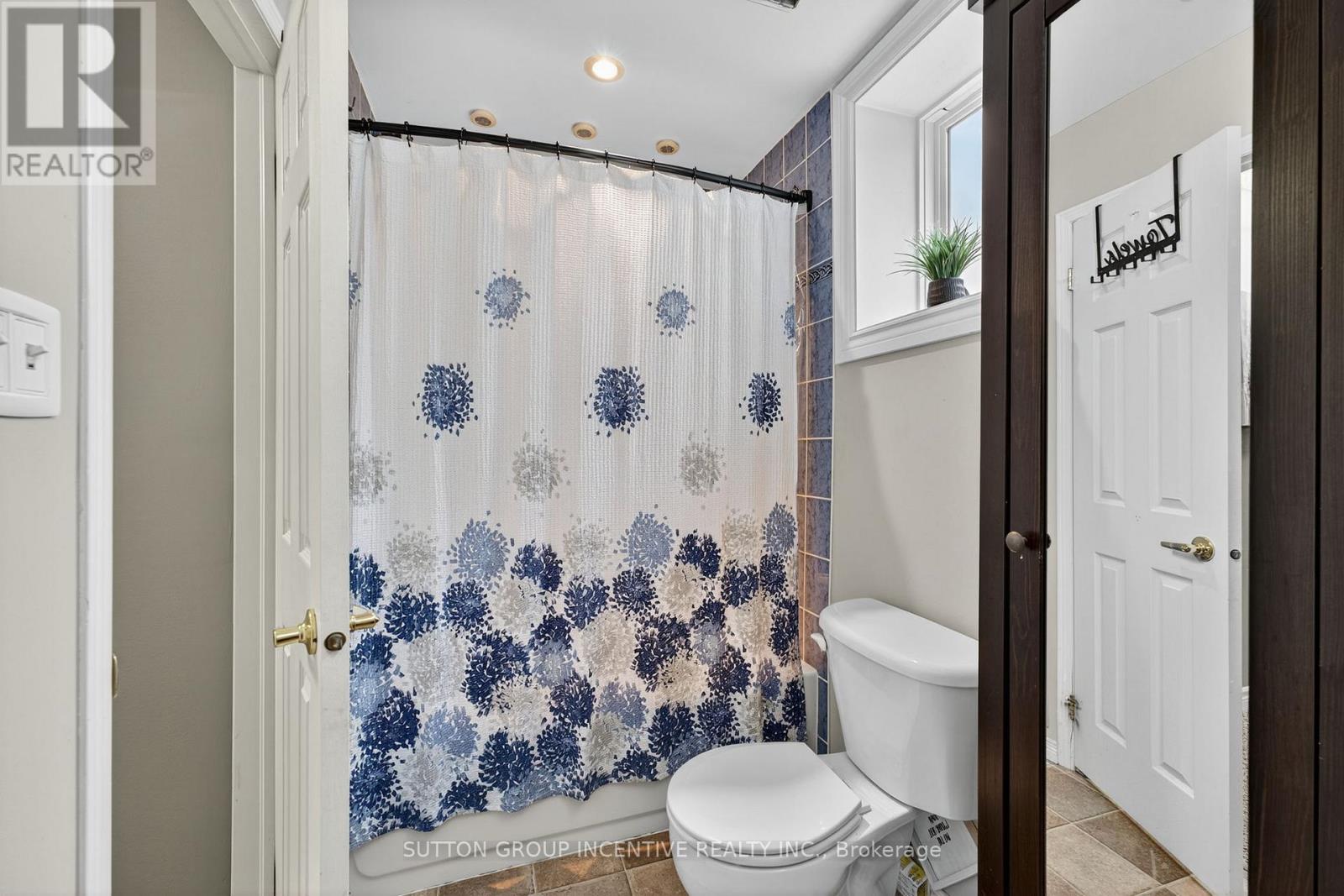 124 Hanmer Street E, Barrie, Ontario  L4M 6V9 - Photo 31 - S12793076