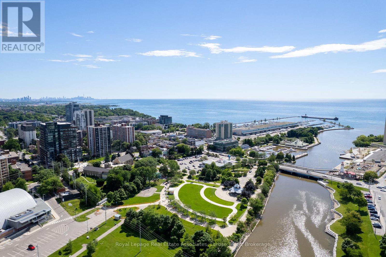 702 - 220 Missinnihe Way, Mississauga (Port Credit), Ontario  L5H 0A9 - Photo 30 - W12792918