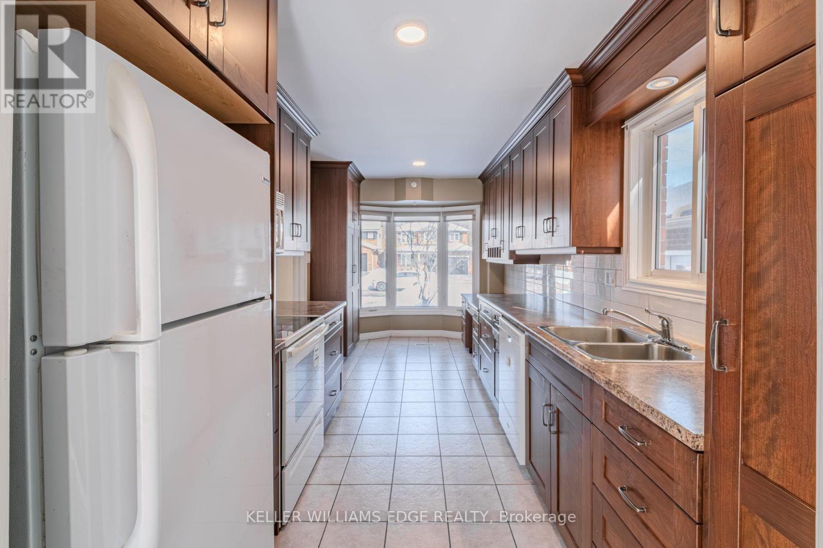 3217 Twin Oaks  Burlington On Crescent, Burlington, Ontario  L7M 3A8 - Photo 20 - W12792922