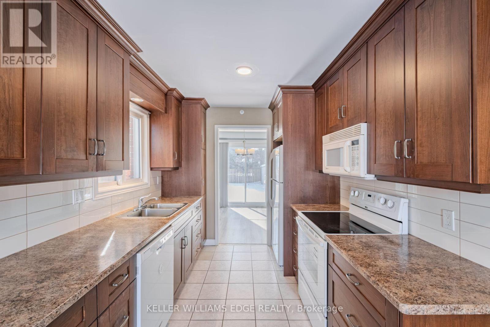 3217 Twin Oaks  Burlington On Crescent, Burlington, Ontario  L7M 3A8 - Photo 21 - W12792922