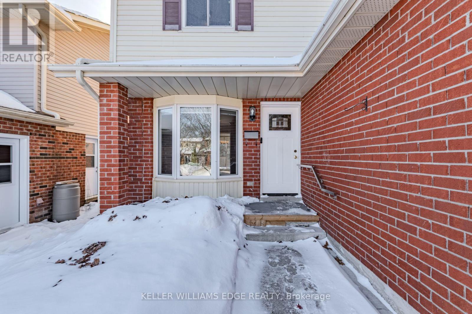 3217 Twin Oaks  Burlington On Crescent, Burlington, Ontario  L7M 3A8 - Photo 3 - W12792922