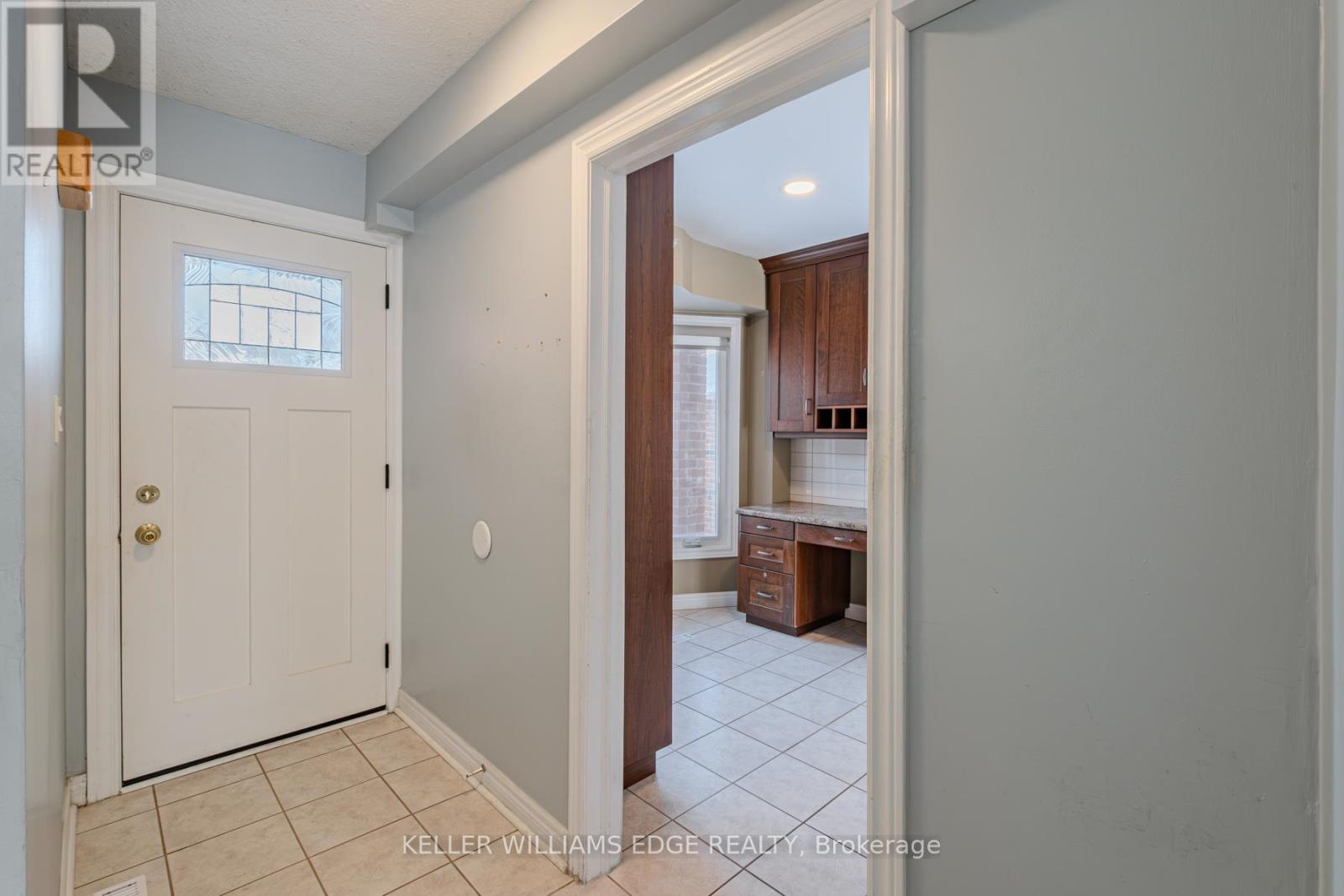 3217 Twin Oaks  Burlington On Crescent, Burlington, Ontario  L7M 3A8 - Photo 8 - W12792922