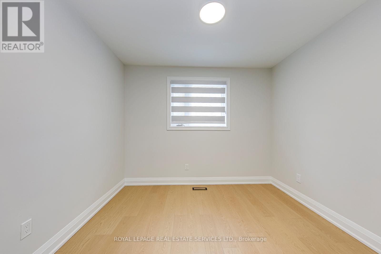 213 - 1055 Shawnmarr Drive W, Mississauga, Ontario  L5H 3V2 - Photo 25 - W12792936