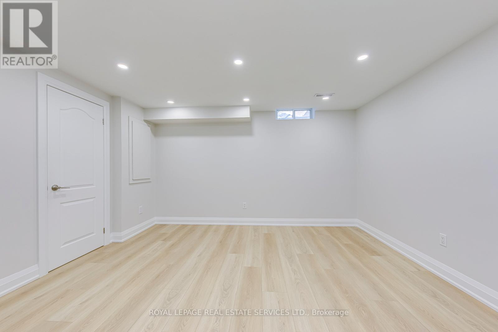 213 - 1055 Shawnmarr Drive W, Mississauga, Ontario  L5H 3V2 - Photo 30 - W12792936