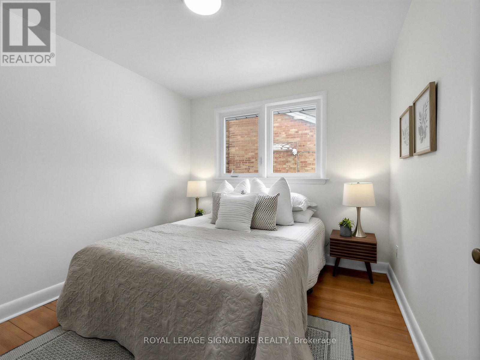 732 Melton Drive, Mississauga, Ontario  L4Y 1K6 - Photo 18 - W12792982