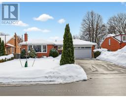 732 MELTON DRIVE, Mississauga, Ontario