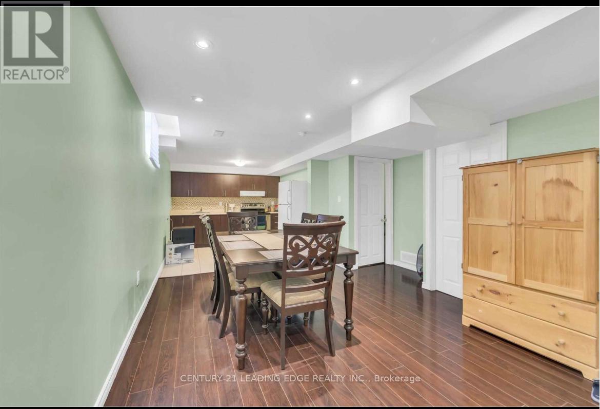 Bsmnt - 2 Desert Sand Drive, Brampton, Ontario  L6R 1P9 - Photo 2 - W12793000