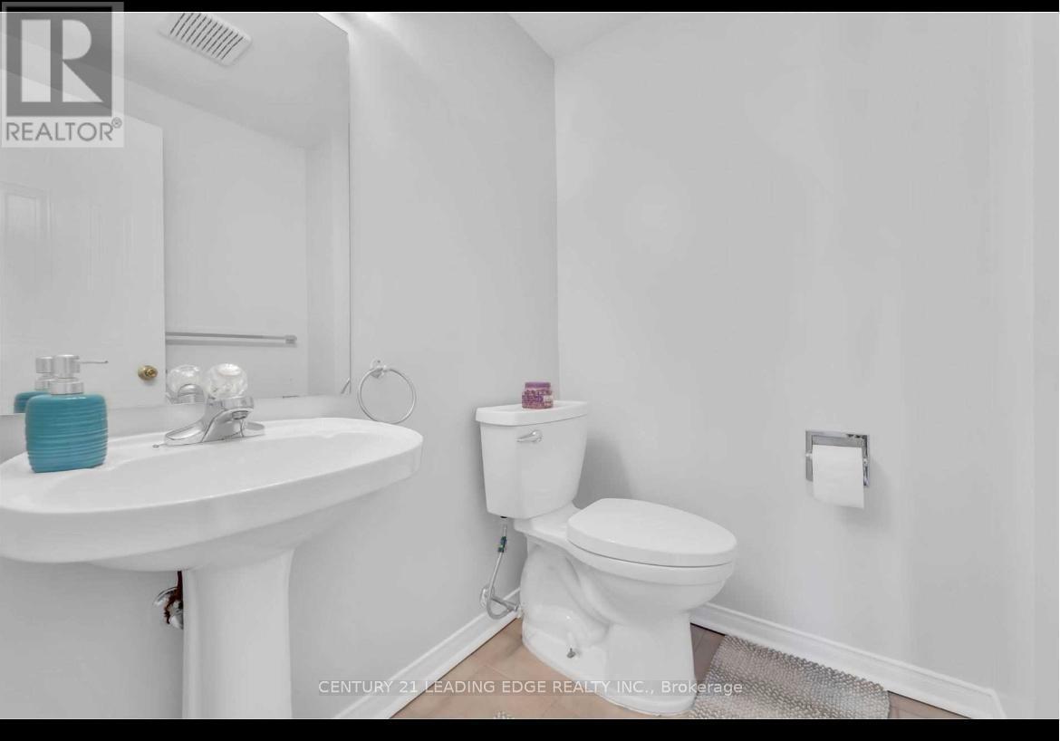 Bsmnt - 2 Desert Sand Drive, Brampton, Ontario  L6R 1P9 - Photo 5 - W12793000