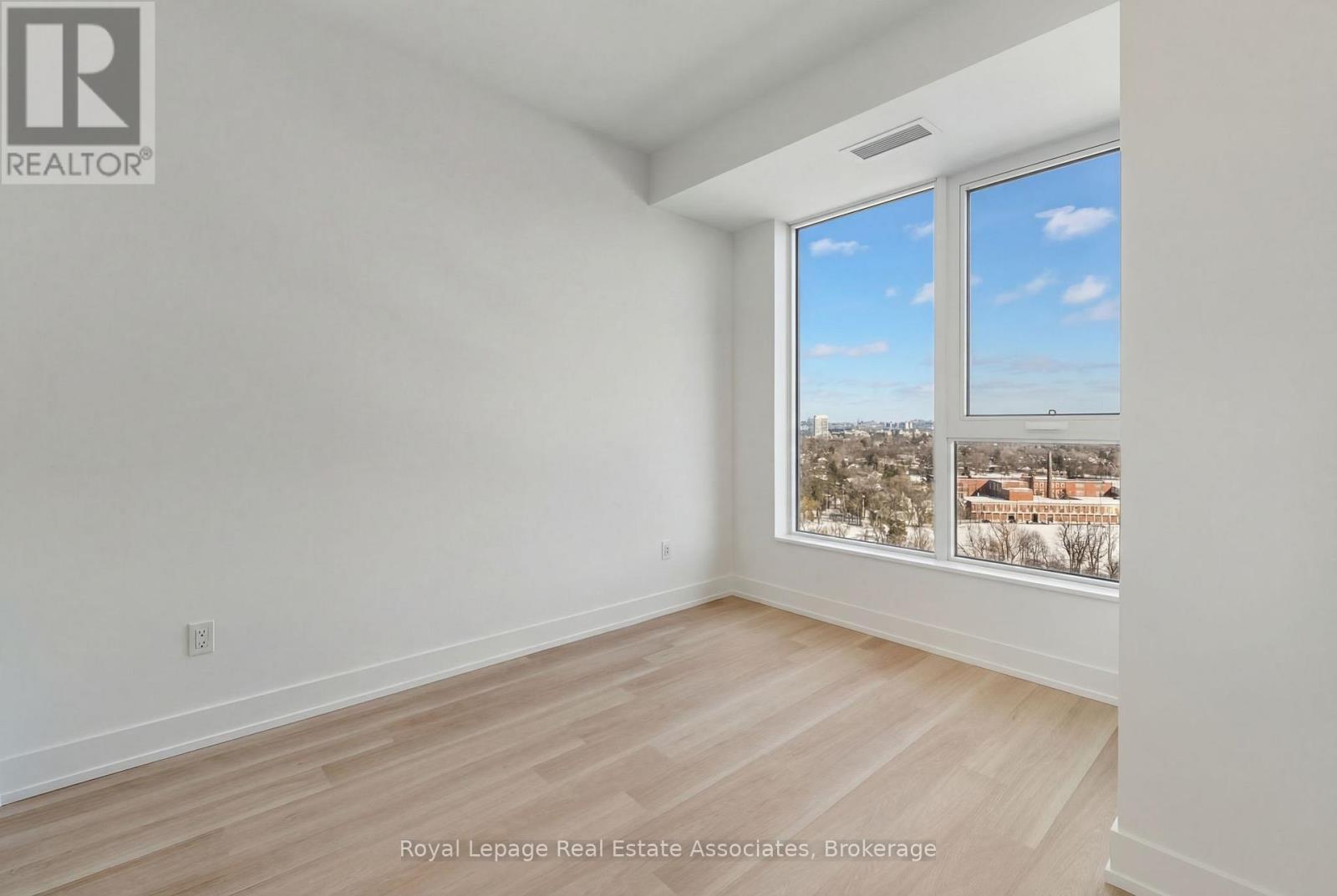 1603 - 60 Central Park Roadway, Toronto, Ontario  M9A 3K1 - Photo 10 - W12793018