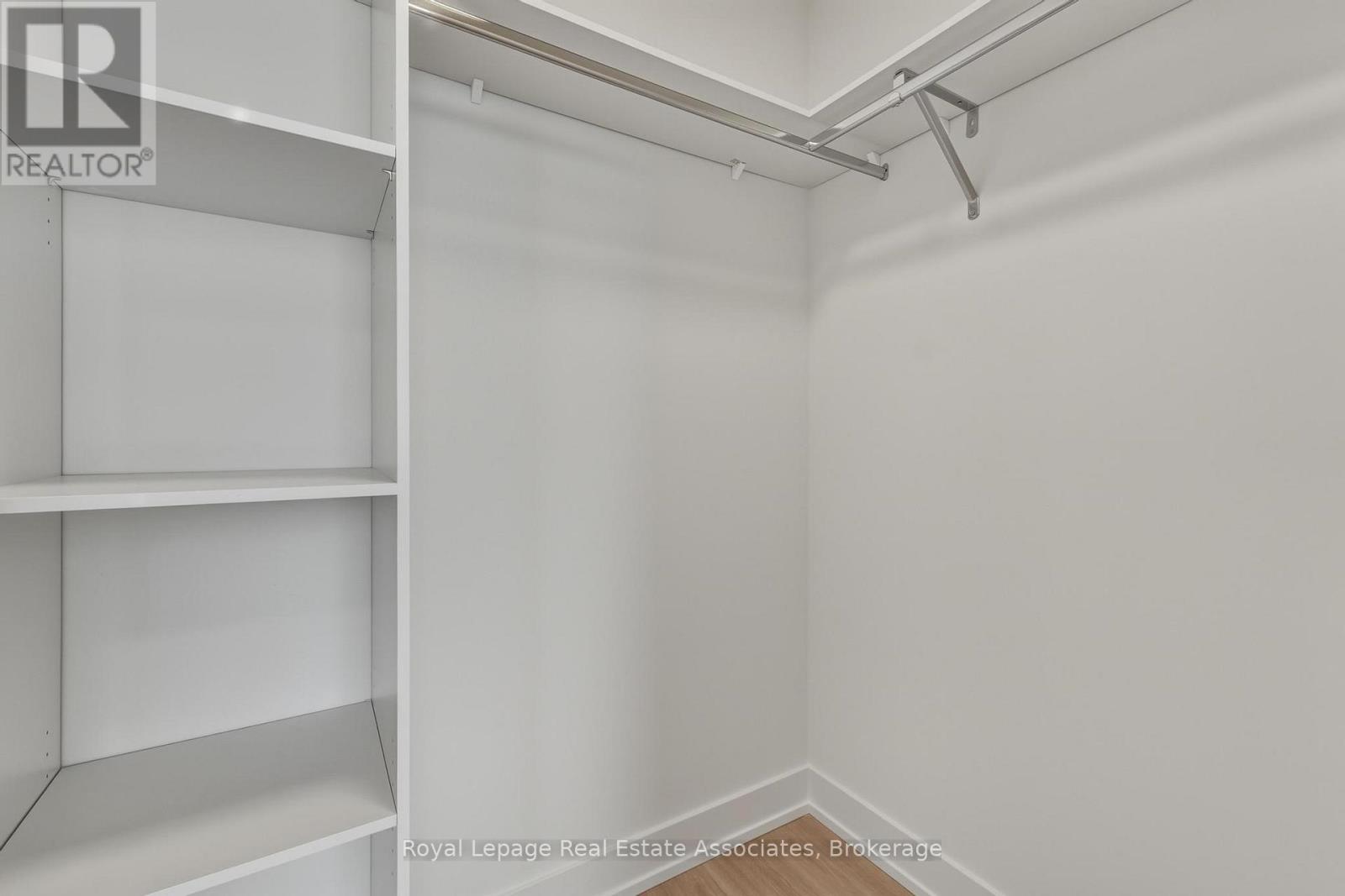 1603 - 60 Central Park Roadway, Toronto, Ontario  M9A 3K1 - Photo 12 - W12793018