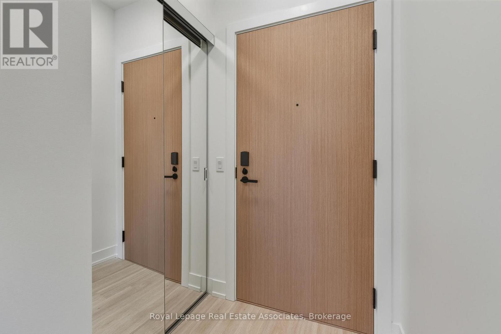 1603 - 60 Central Park Roadway, Toronto, Ontario  M9A 3K1 - Photo 19 - W12793018