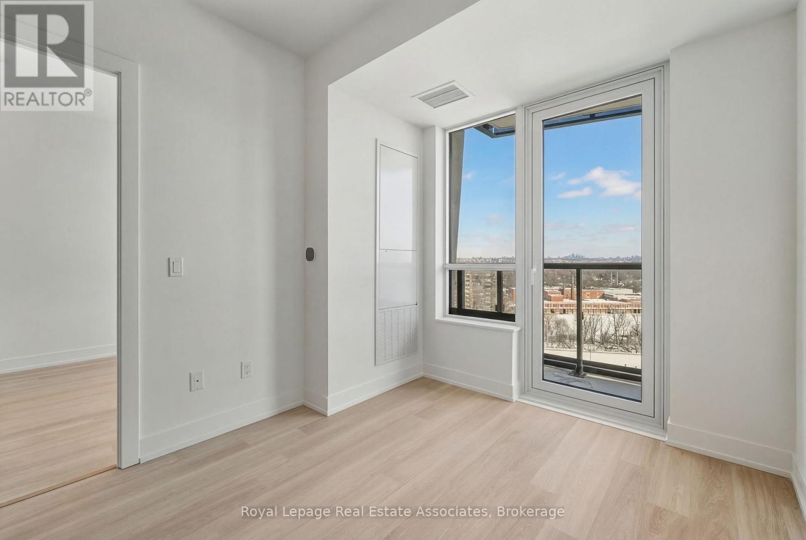 1603 - 60 Central Park Roadway, Toronto, Ontario  M9A 3K1 - Photo 6 - W12793018