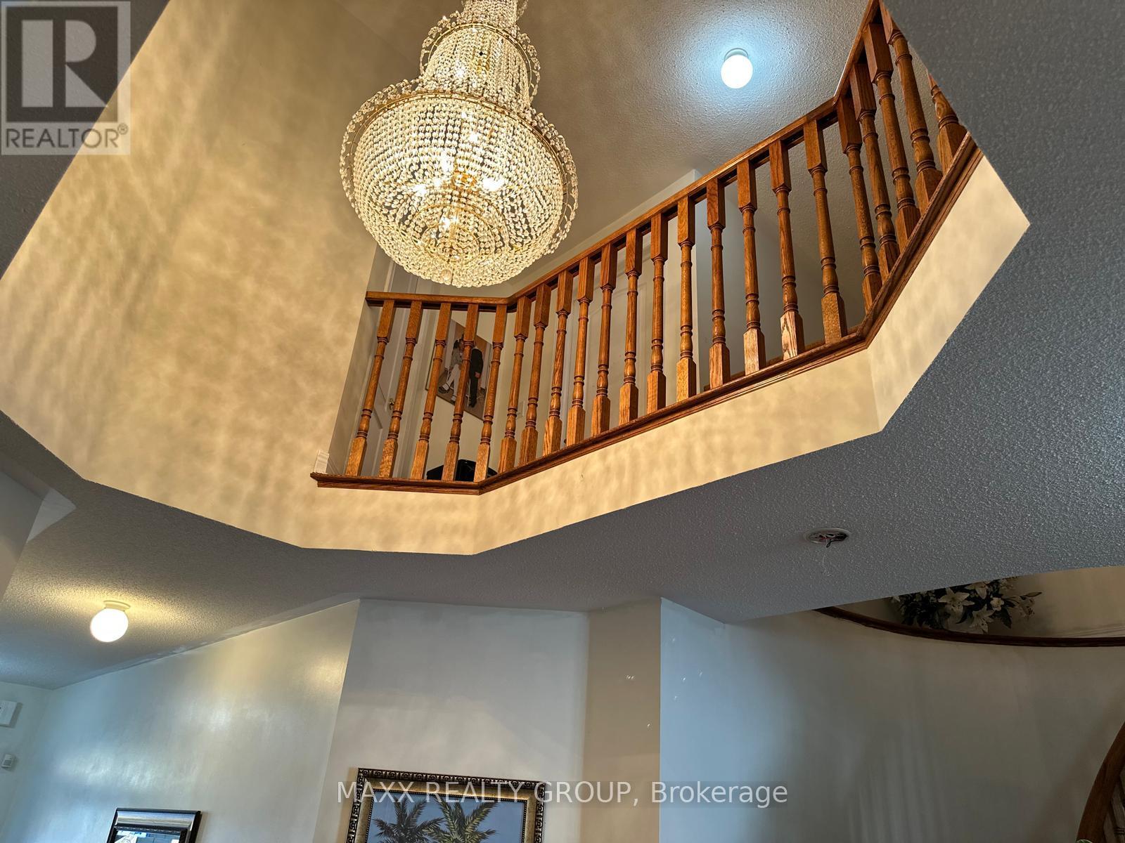 36 Beckenham Road, Brampton, Ontario  L6P 2L7 - Photo 13 - W12793042