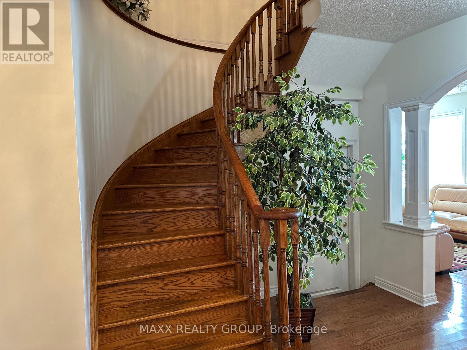 36 Beckenham Road, Brampton, Ontario  L6P 2L7 - Photo 21 - W12793042