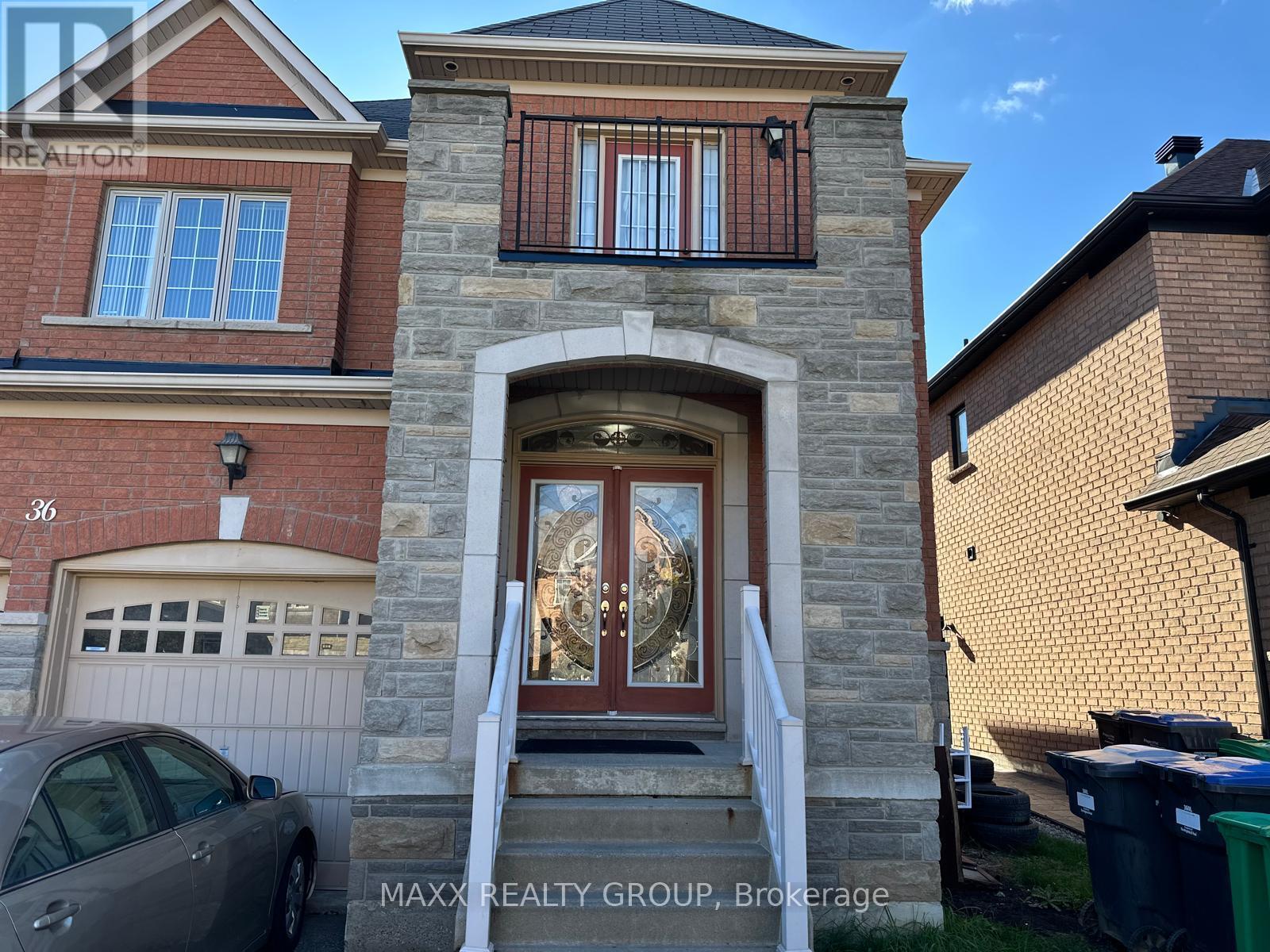 36 Beckenham Road, Brampton, Ontario  L6P 2L7 - Photo 4 - W12793042