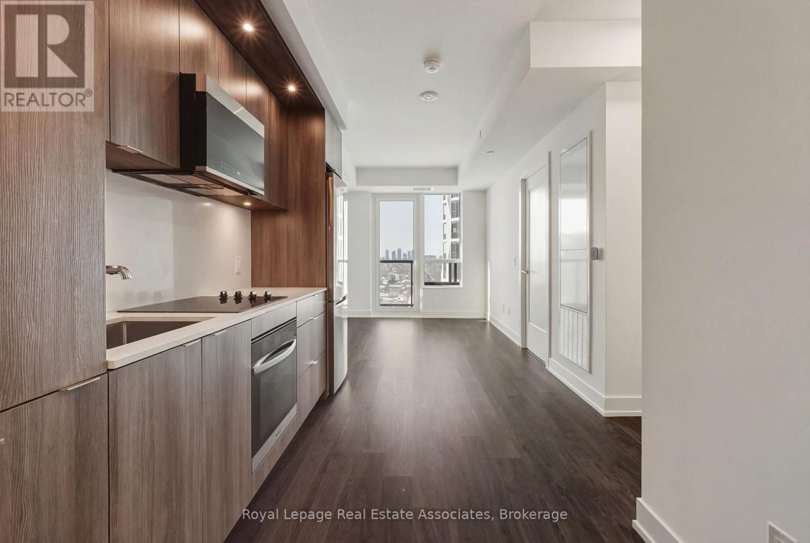 1611 - 60 CENTRAL PARK ROADWAY, Toronto, Ontario