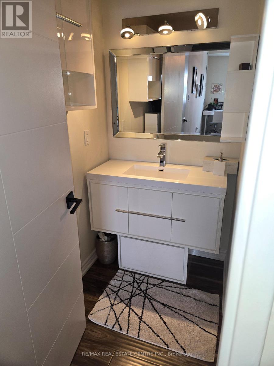 704 - 355 Rathburn Road E, Mississauga, Ontario L4Z 1H4 - Photo 35 - W12793066