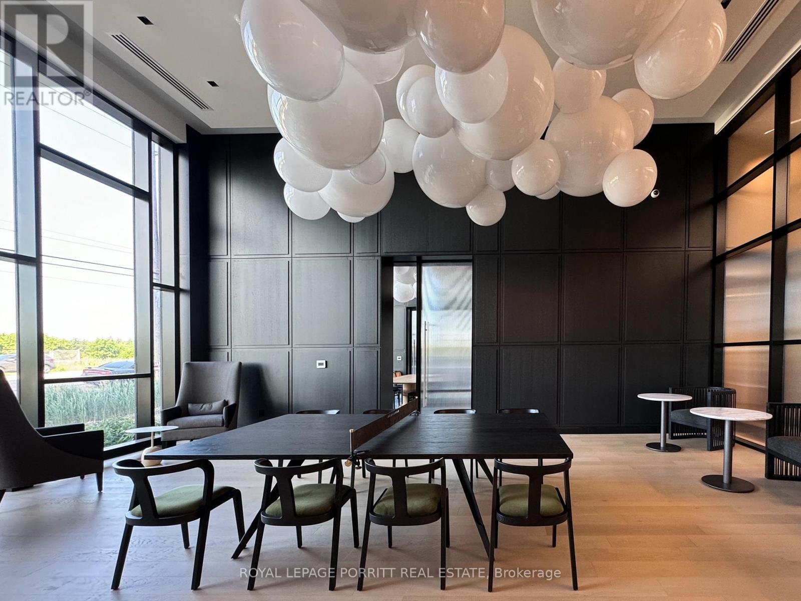 405 - 3220 William Coltson Avenue, Oakville, Ontario  L6H 7X9 - Photo 5 - W12793094