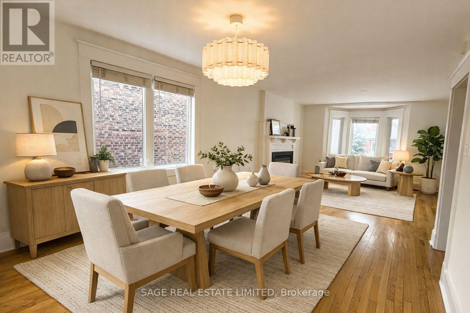 Upper - 129 Gilmour Avenue, Toronto, Ontario  M6P 3B2 - Photo 10 - W12793110