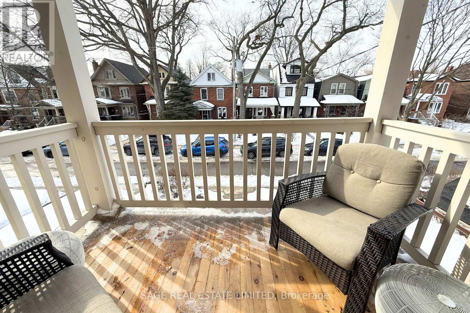 Upper - 129 Gilmour Avenue, Toronto, Ontario  M6P 3B2 - Photo 19 - W12793110