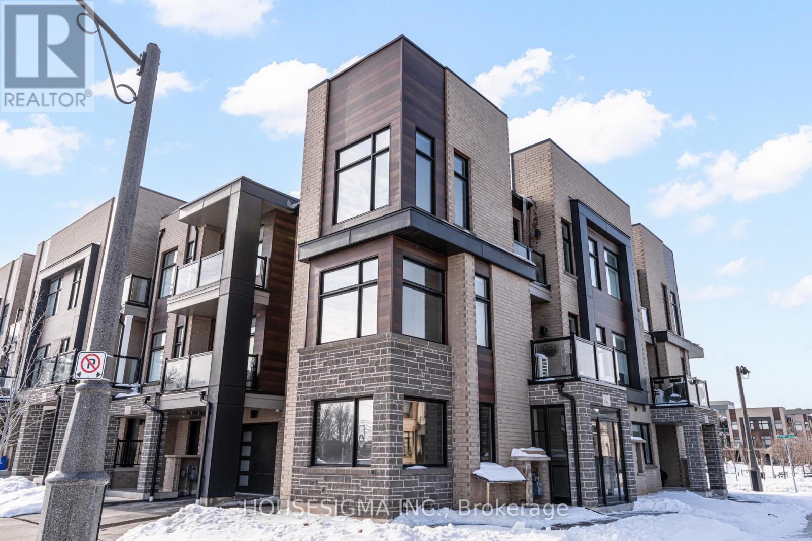 1264 Merton Road, Oakville, Ontario  L6M 5M1 - Photo 1 - W12793162