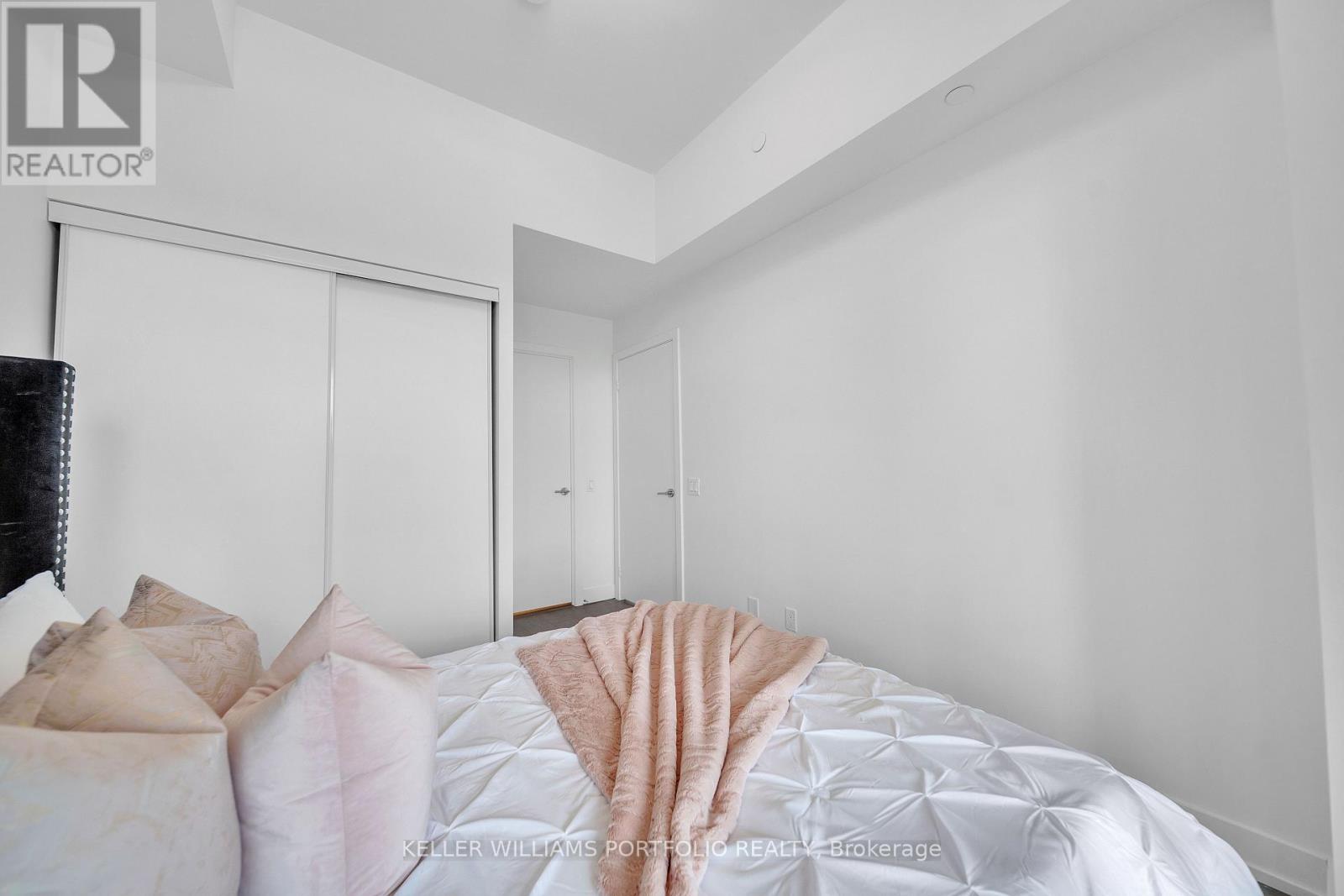 304 - 215 Veterans Drive, Brampton, Ontario  L7A 5L6 - Photo 20 - W12793172