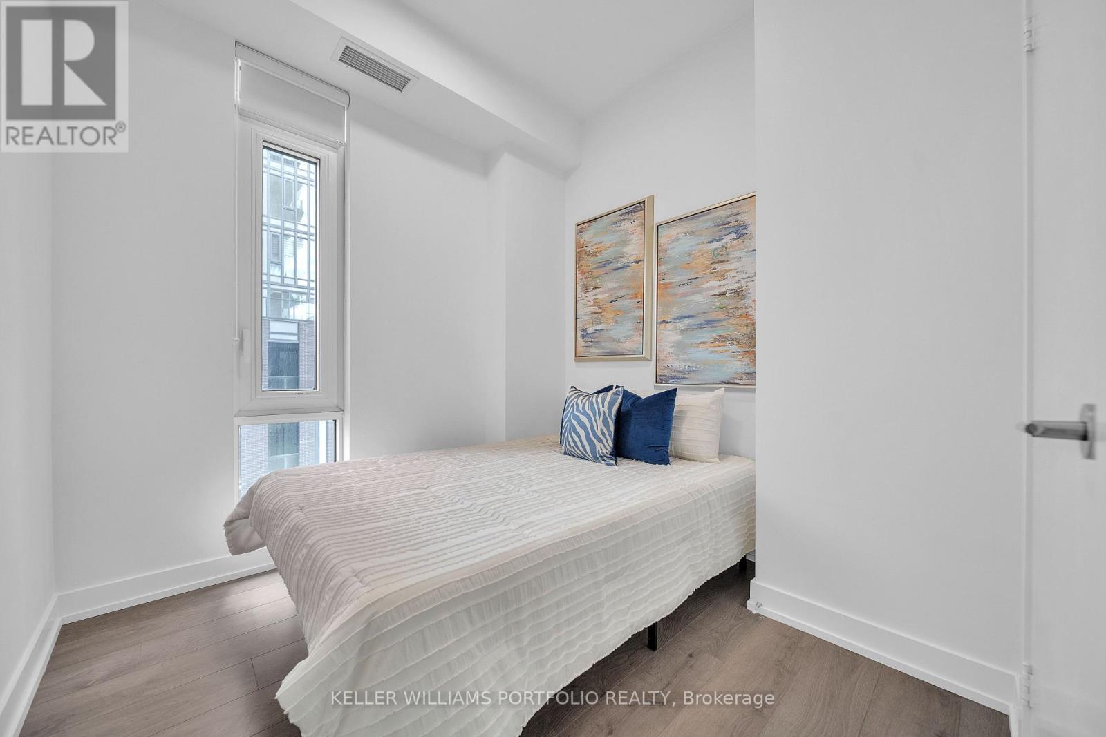 304 - 215 Veterans Drive, Brampton, Ontario  L7A 5L6 - Photo 22 - W12793172