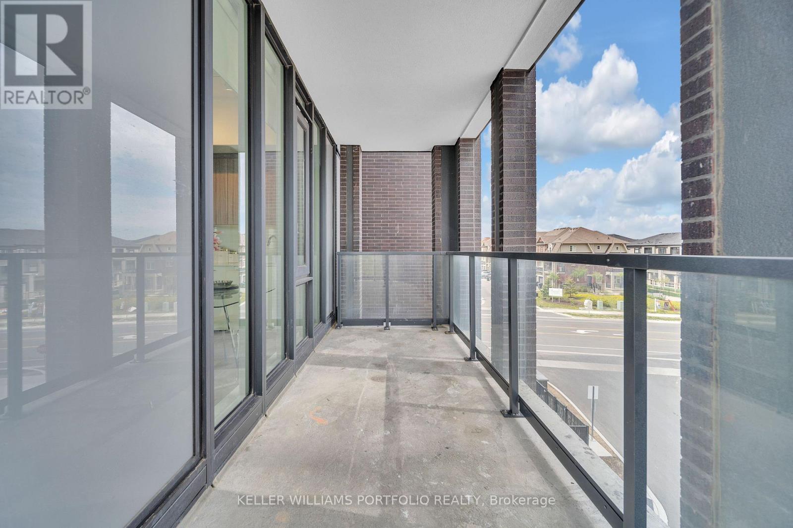 304 - 215 Veterans Drive, Brampton, Ontario  L7A 5L6 - Photo 29 - W12793172