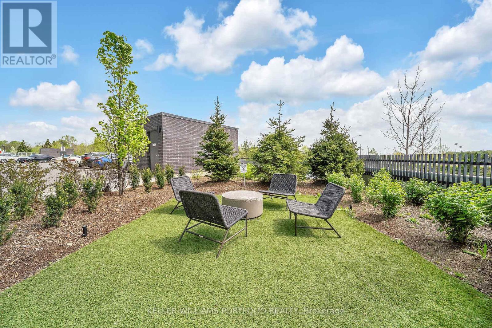 304 - 215 Veterans Drive, Brampton, Ontario  L7A 5L6 - Photo 38 - W12793172