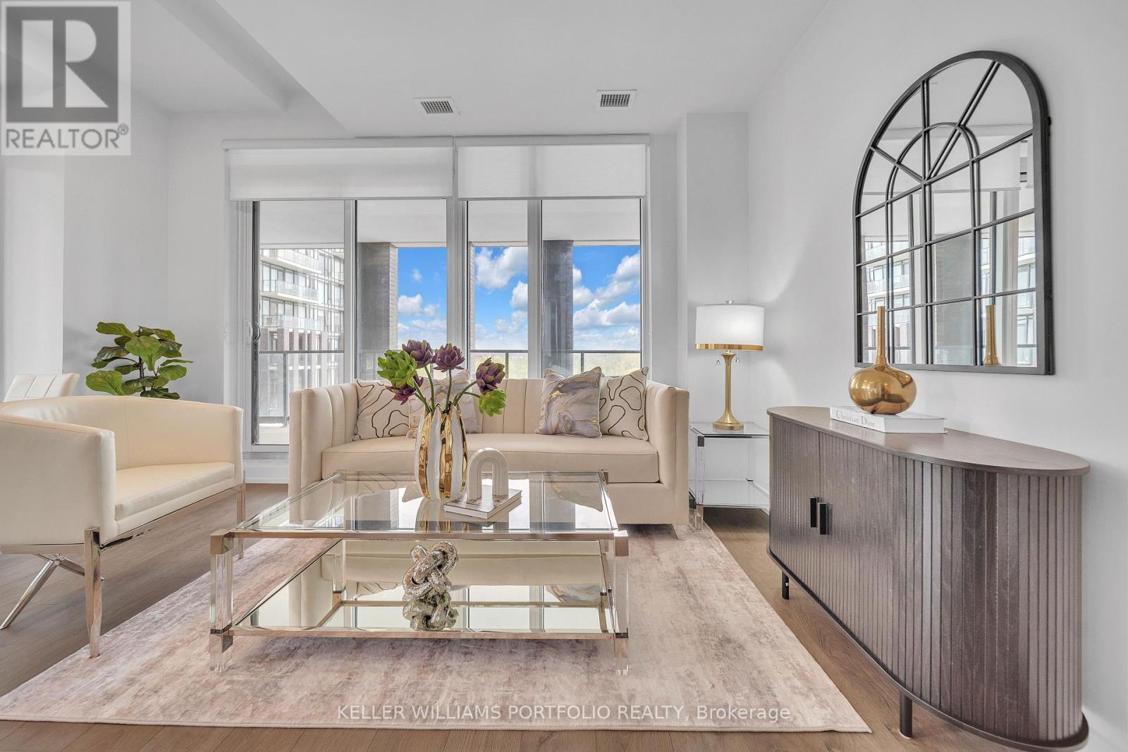 304 - 215 Veterans Drive, Brampton, Ontario  L7A 5L6 - Photo 8 - W12793172