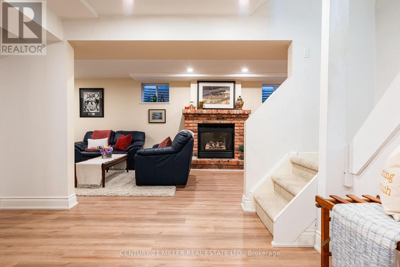 1404 Kimberley Drive, Oakville, Ontario  L6H 2W6 - Photo 22 - W12793206