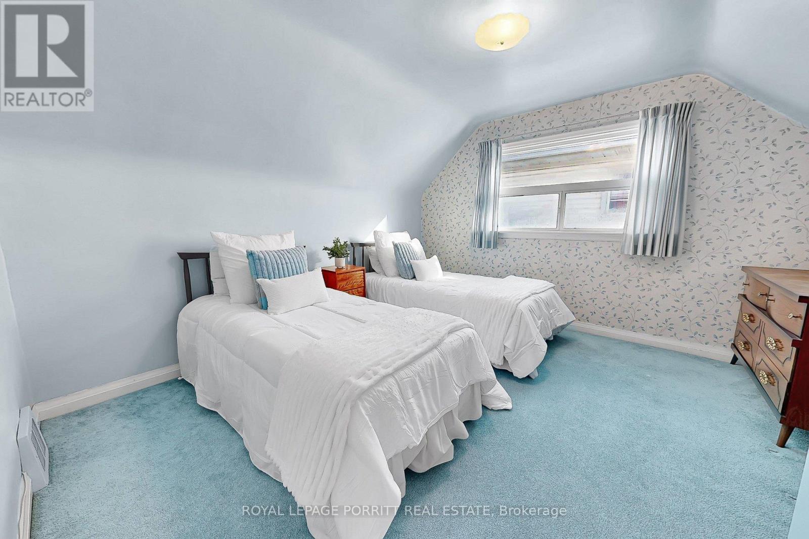 38 Eltham Drive, Toronto, Ontario  M8W 2J2 - Photo 15 - W12793230