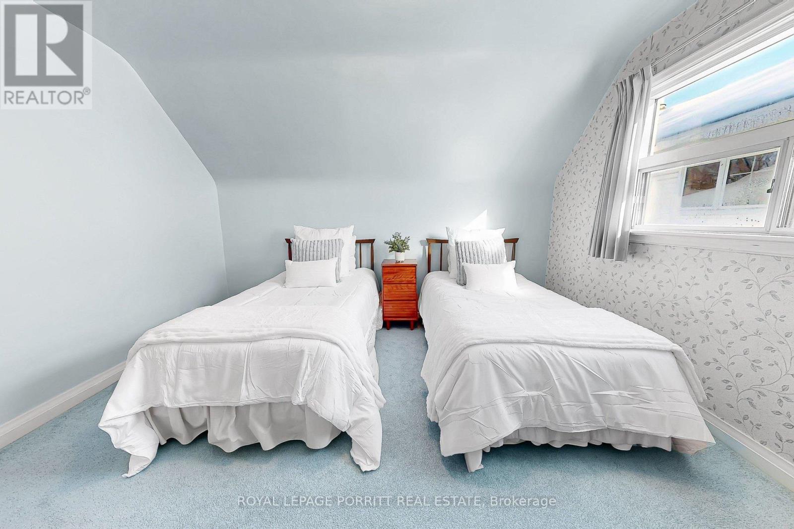 38 Eltham Drive, Toronto, Ontario  M8W 2J2 - Photo 16 - W12793230