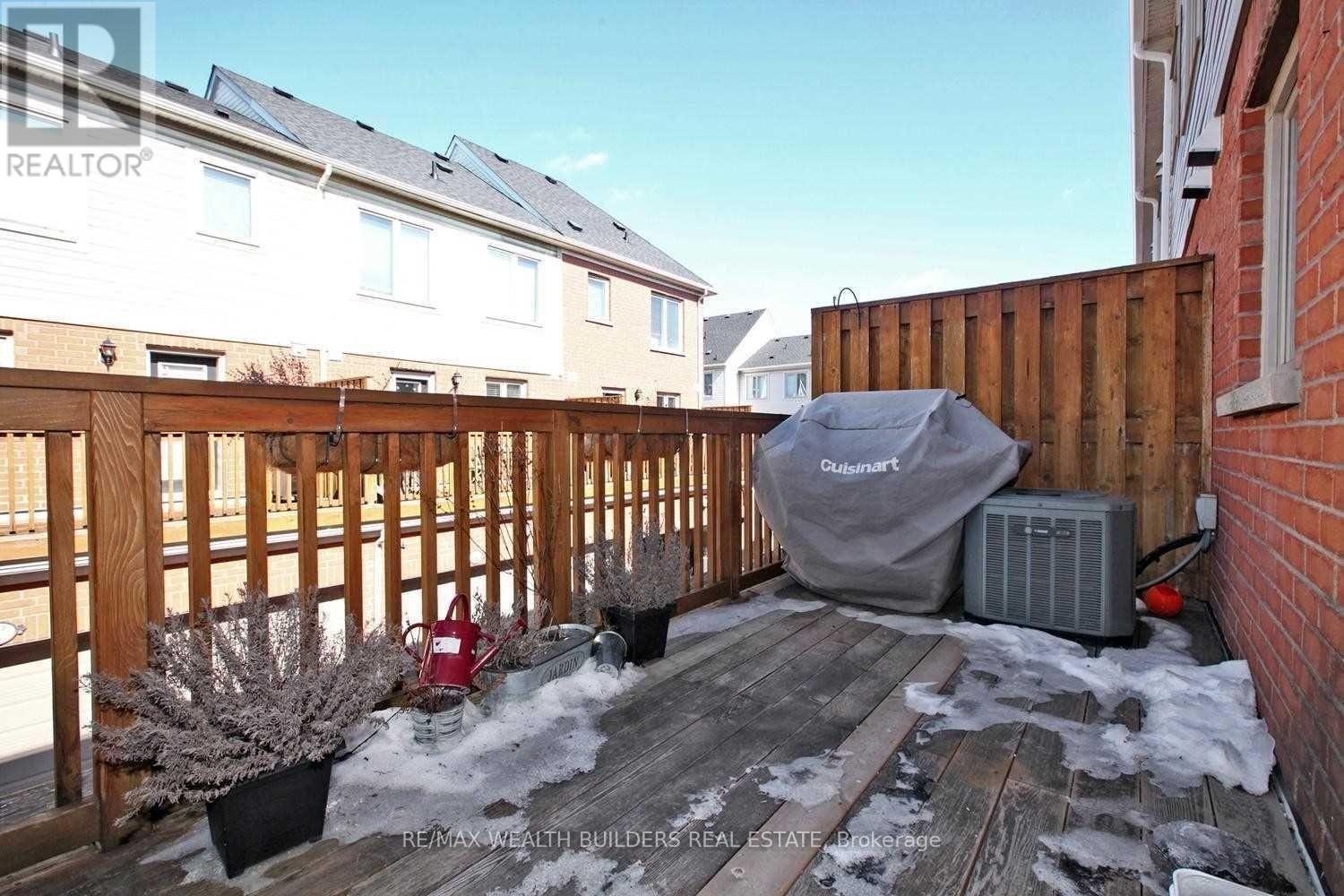 8 - 3000 Lake Shore Blvd West Boulevard, Toronto, Ontario  M8V 4B9 - Photo 12 - W12793236