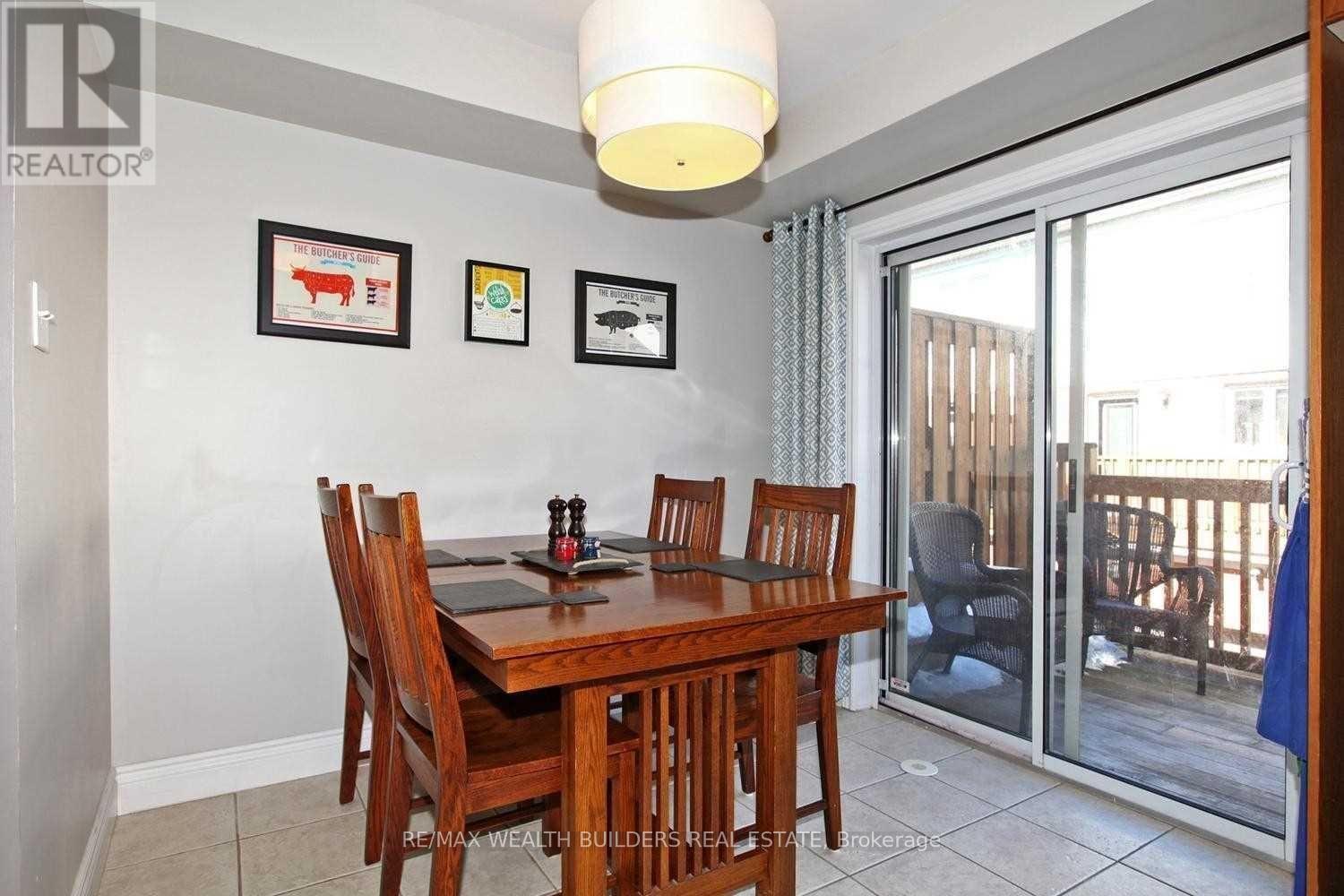 8 - 3000 Lake Shore Blvd West Boulevard, Toronto, Ontario  M8V 4B9 - Photo 6 - W12793236