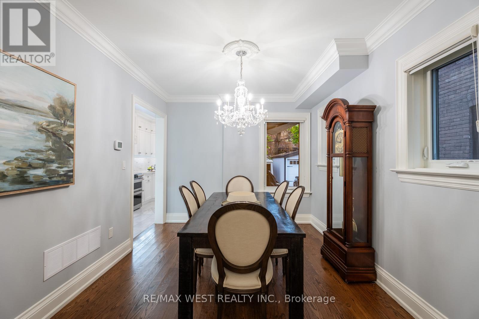 470 Runnymede Road, Toronto, Ontario  M6S 2Z2 - Photo 15 - W12793278